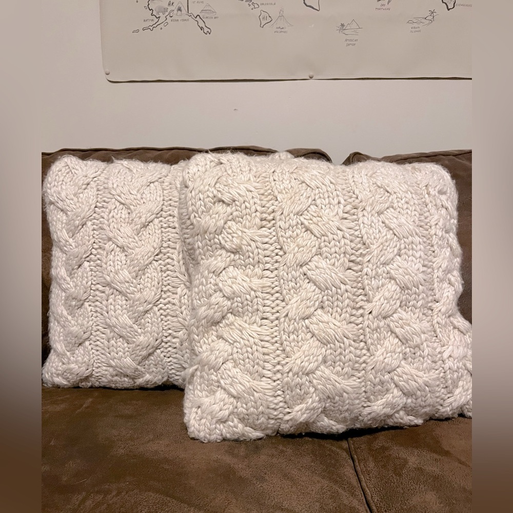 Oatmeal colored set of 2 Threshold cable knit pillows